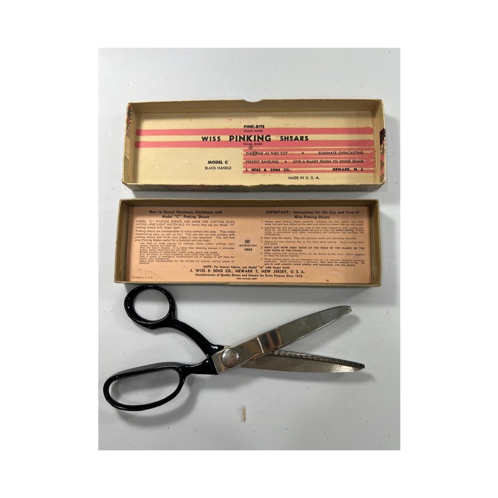 Large Professional Black and Silver Pinking Shears Scissors, by Wiss. Vintage